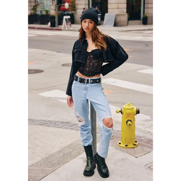 New F21 Recycled Cotton Distressed Mom Jeans - Picture 1 of 7